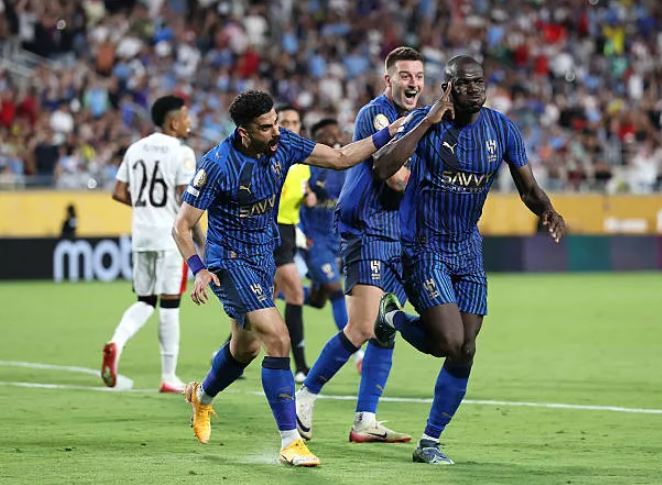 إدارة الهلال تُحضر لمفاجأة بشان السوبر السعودي 