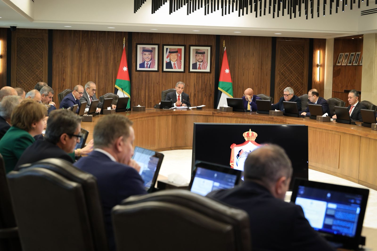 مجلس الوزراء ..  حزمة قرارات لأمن الطاقة وسلاسل التزويد ودعم الاستثمار وحوافز للسائقين