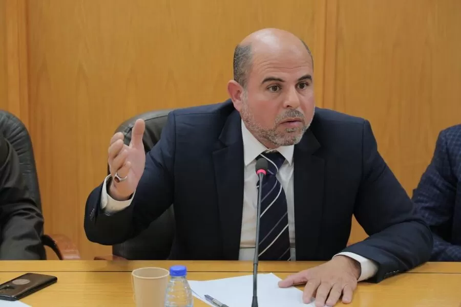النائب السابق العكور:  "تموت الأردنية ولا تأكل بثدييها ..  استحوا على حالكم"