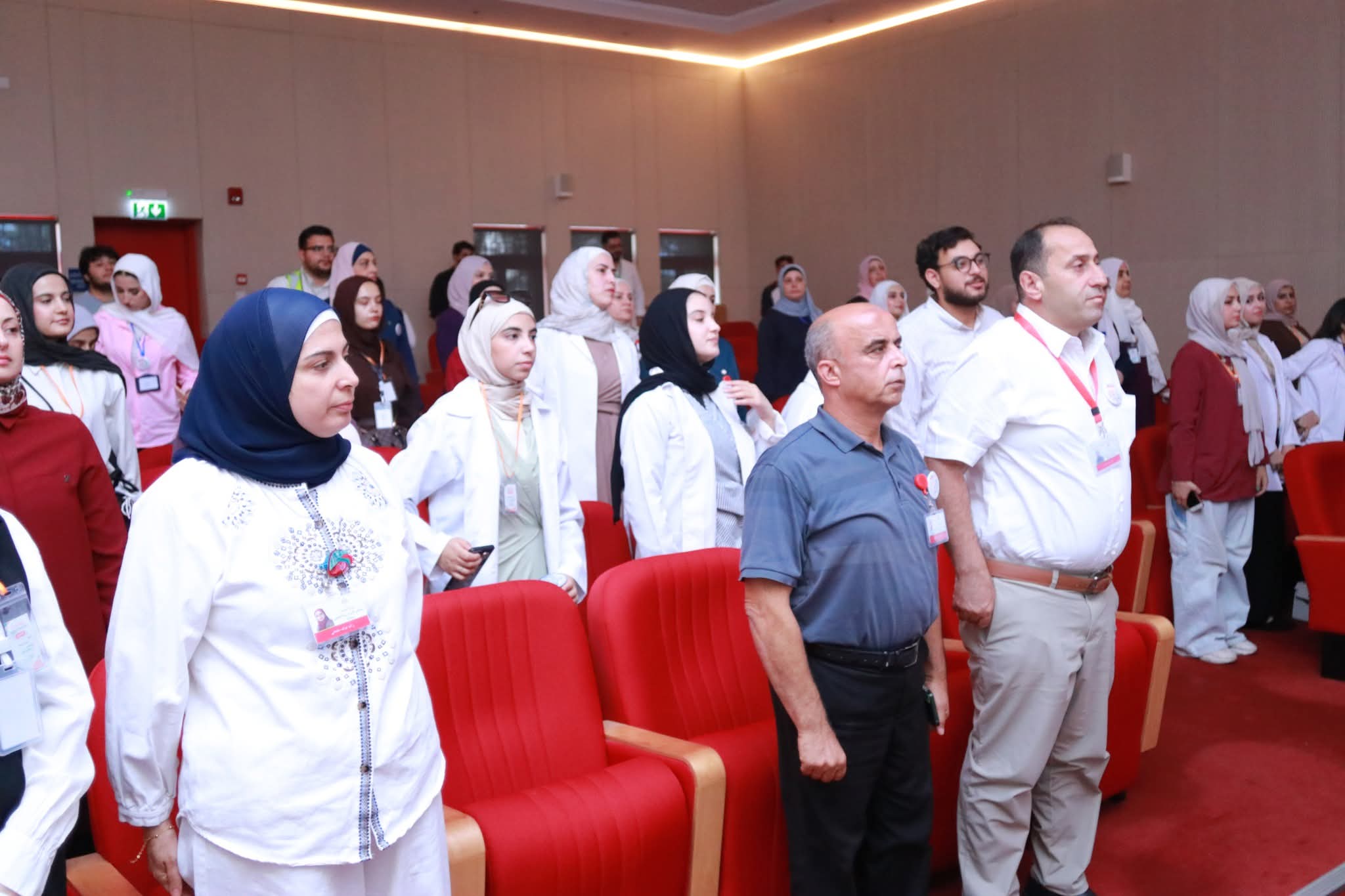 يوم التغيير الثالث عشر يجمع المبادرات التطوعية في مستشفى الأميرة رحمة التعليمي
