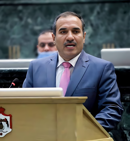 النسور يهاجم نوابًا: يحرفون بما لا يعرفون