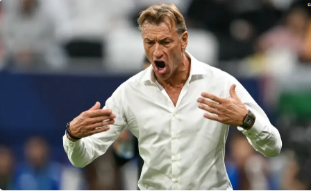 الدعيع: رينارد لا يستحق قيادة المنتخب السعودي في كأس العالم