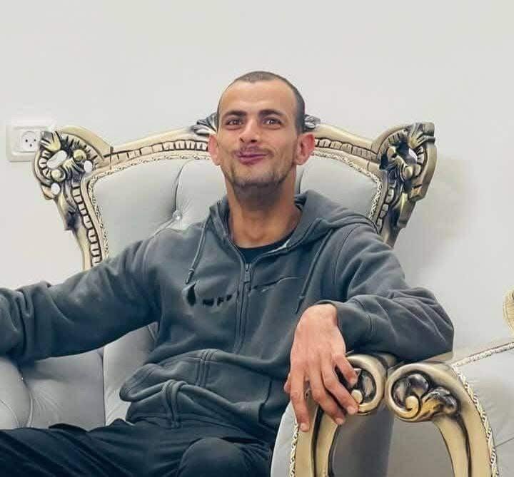 الاحتلال يعتقل شابًا من ذوي الاحتياجات الخاصة وشقيقين في كفر الديك 