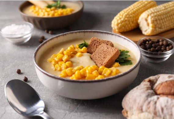 طريقة عمل شوربة الذرة والبطاطا