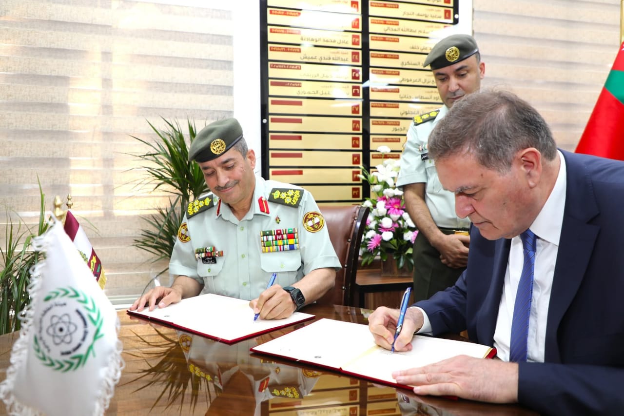 الخدمات الطبية وهيئة الطاقة الذرية تجددان اتفاقية تزويد مادة نظير اليودـ131 المشع