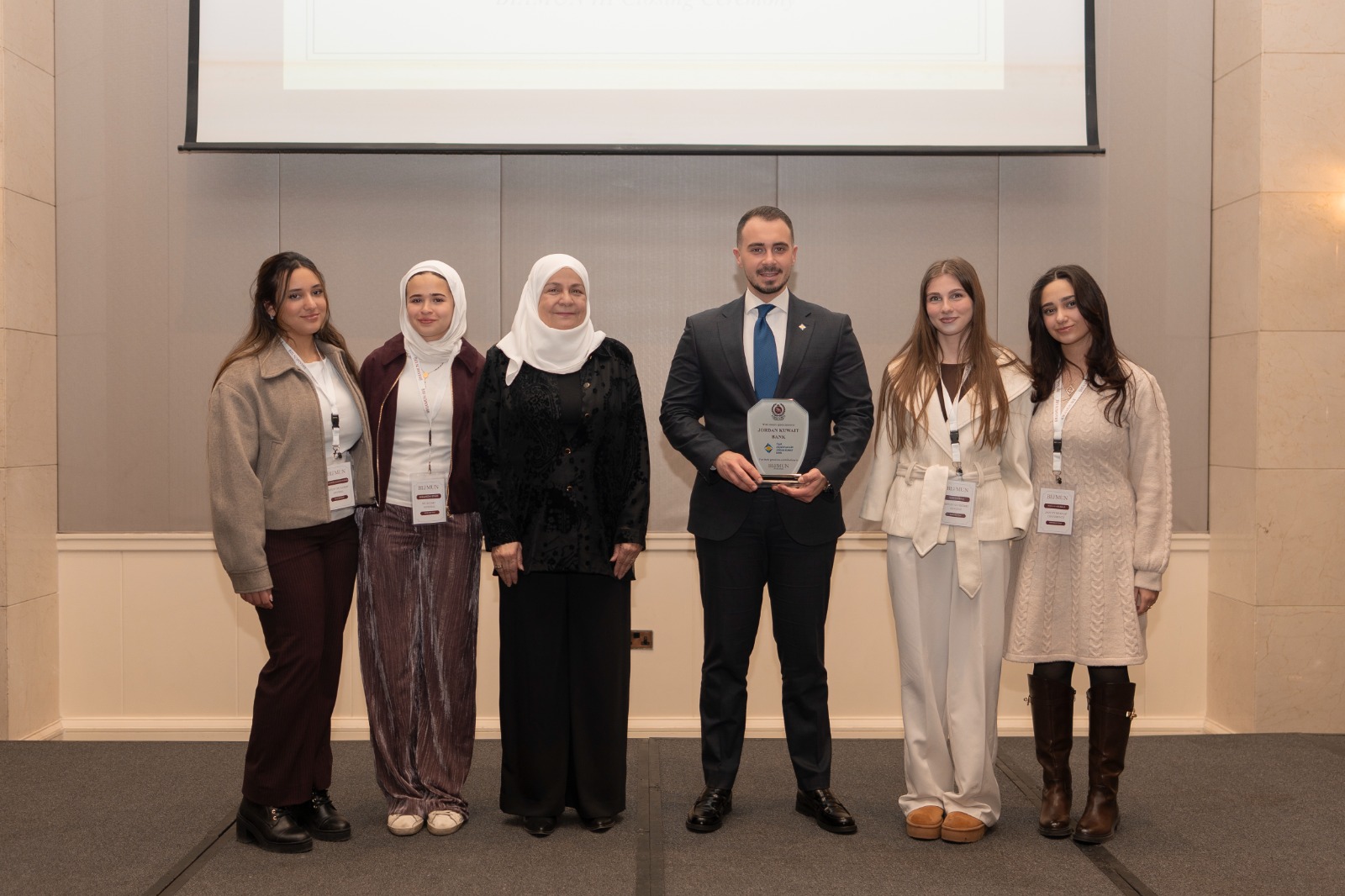 البنك الأردني الكويتي يرعى مؤتمر "نموذج الأمم المتحدة" للأكاديمية البريطانية الدولية