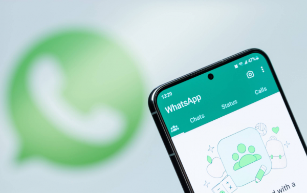 "واتساب" سيطرح اشتراكًا مدفوعًا يوفر ميزات حصرية