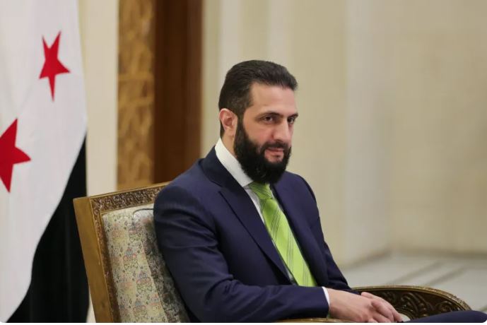 ماكرون يستقبل الشرع غدا في أول زيارة للرئيس السوري إلى أوروبا