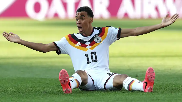 أسطورة ألمانيا إلى موسيالا: انتهى وقت الأعذار