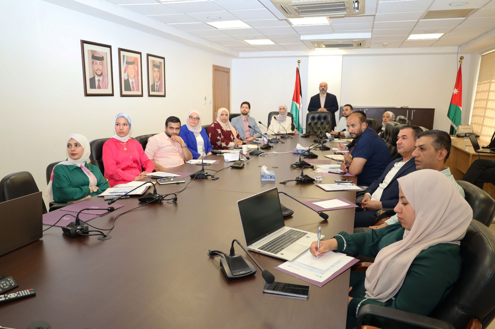 وزارة النقل تنظم ورشة متخصصة حول احتساب البصمة الكربونية لقطاع النقل