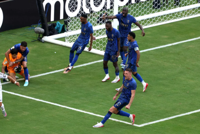 الهلال نجم الافتتاح العربي في مونديال الأندية… والأهلي المصري مقنع