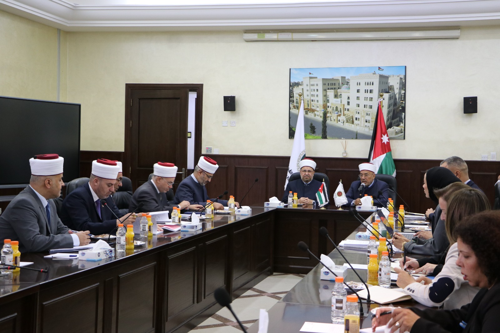 دائرة قاضي القضاة تستقبل لجنة تطوير قانون الأحوال الشخصية الفلسطيني