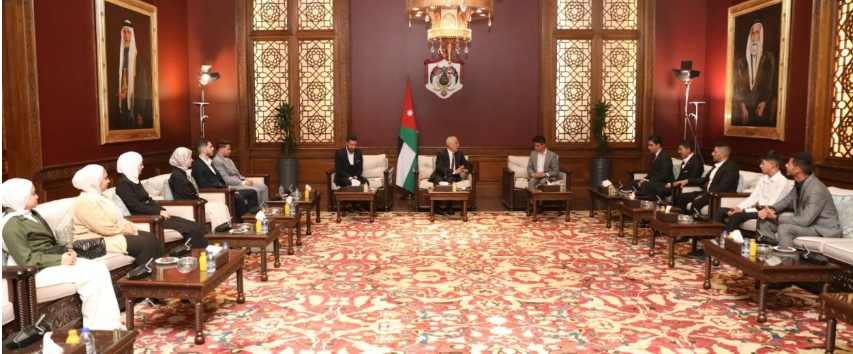 العيسوي يلتقي وفدا شبابيا من مبادرة "نقطة ابتكار"