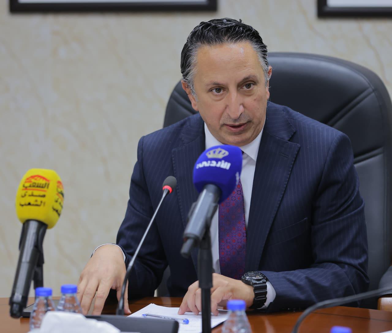 حديث أبو رمان تحت القبة يفتح ملفًا أوسع ..  مواطنون يسألون من يتبنى قضاياهم المعيشية؟