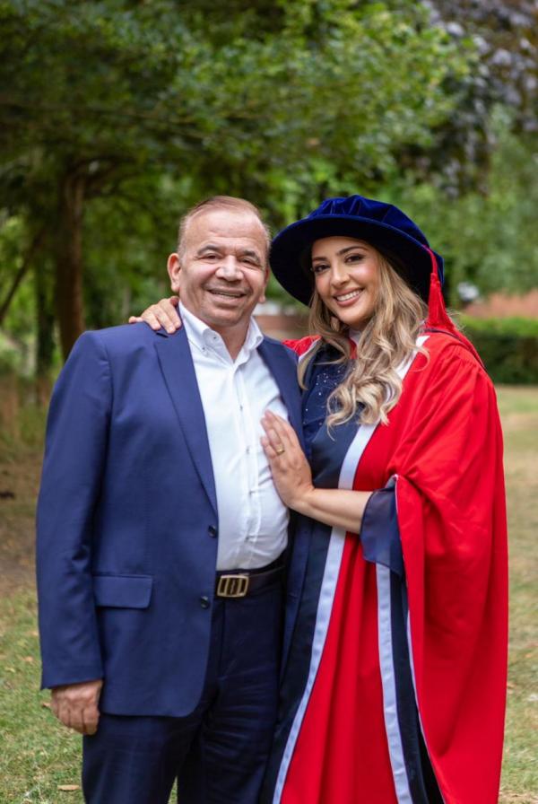 راما عدنان أبو حمور  ..  مبارك الدكتوراة من جامعة برونيل لندن