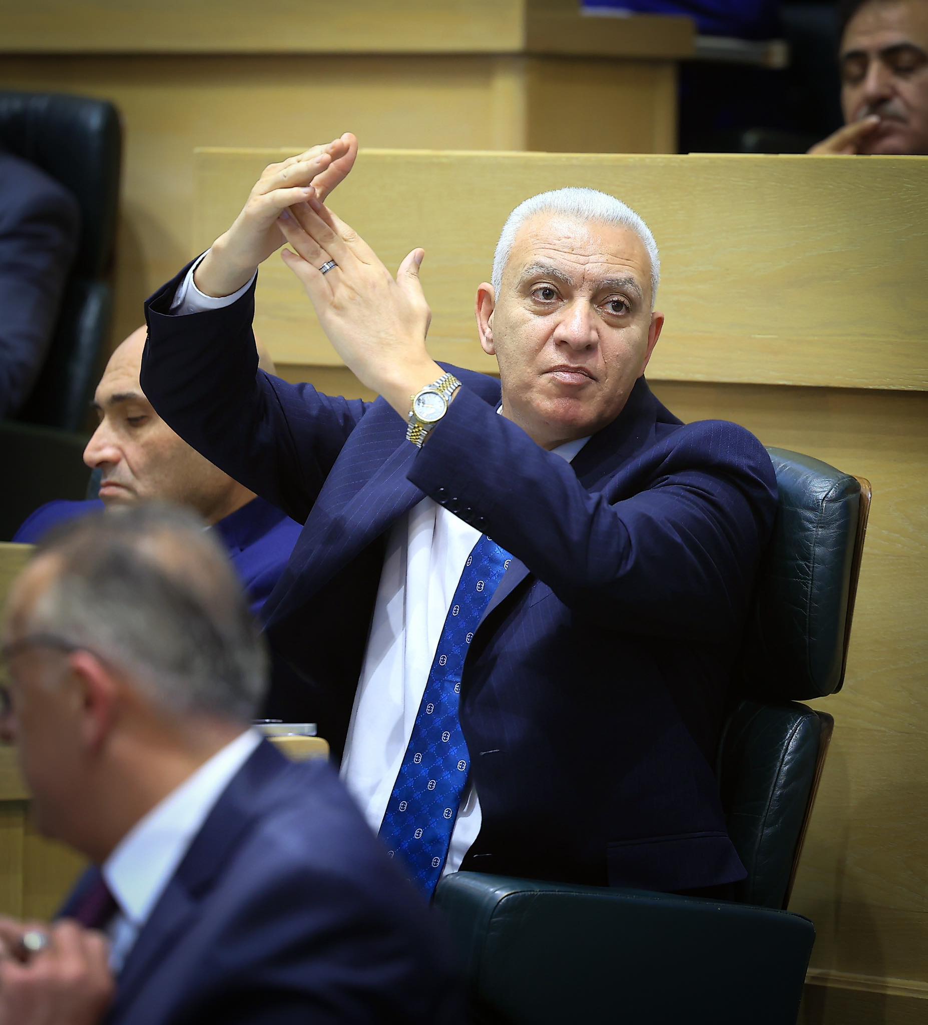 العموش لوزير التربيه : هل أحفادك يدرسون في مدارس حكومية؟ والسياسة التعليمية فاشله 