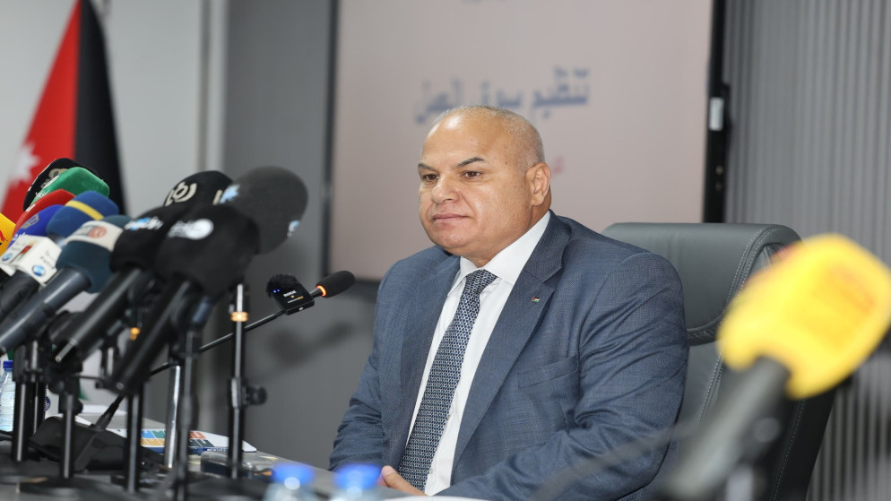 وزير العمل: مقترحات "العمل النيابية" لقانون الضمان قيد الدراسة