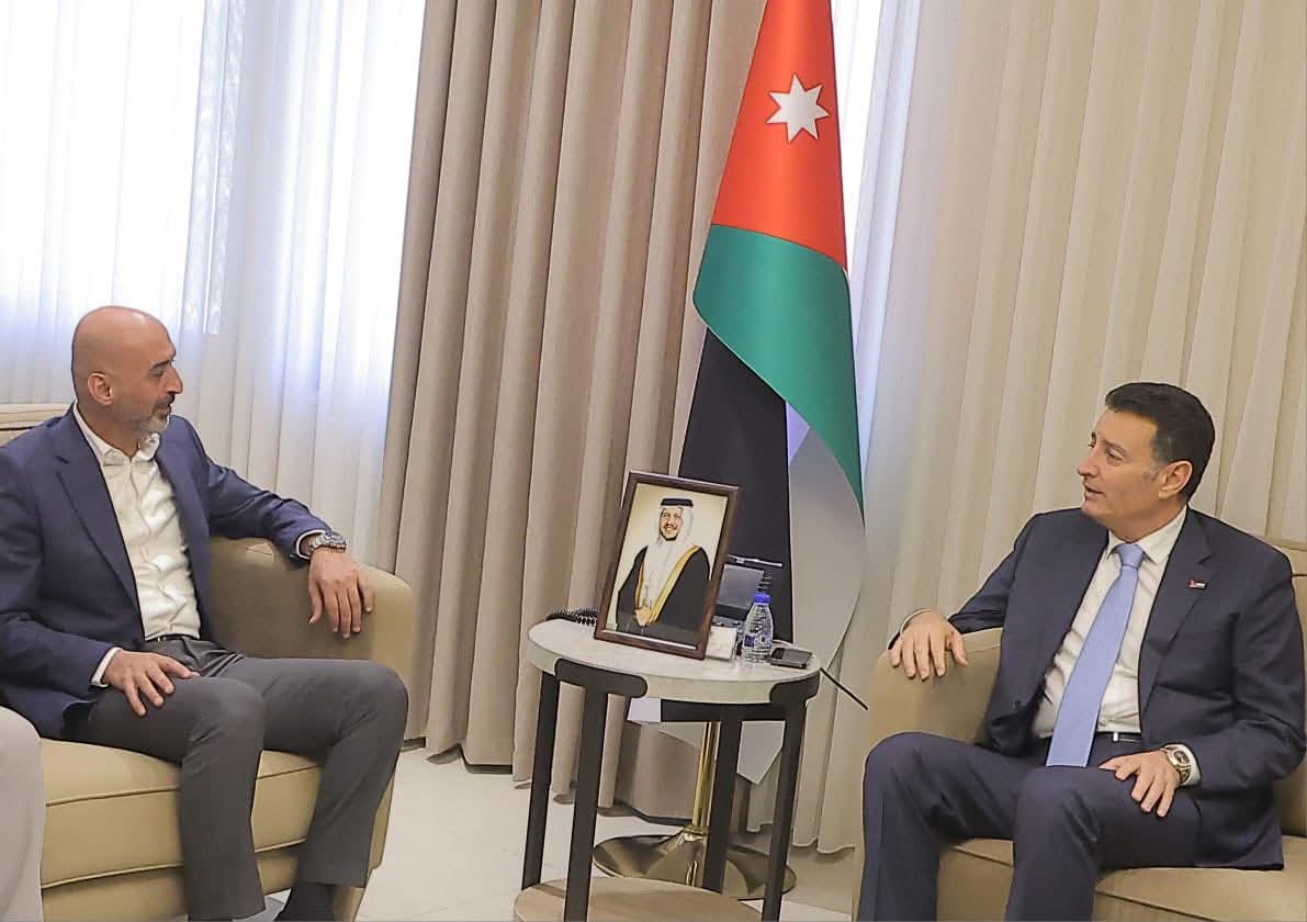 الصفدي يلتقي رئيس هيئة وأعضاء إدارة النادي الفيصلي