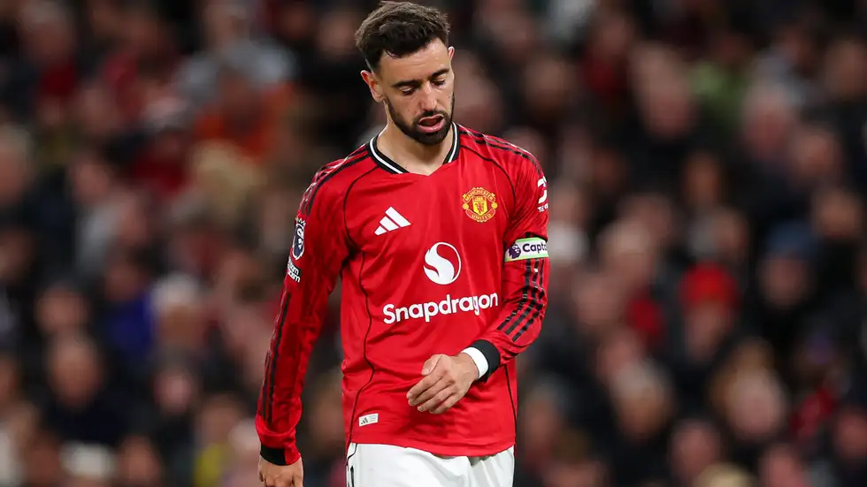 برونو فرنانديز ينتقد أداء اليونايتد ويثير الجدل: إذا تحدثت سأقع في مشكلة كبيرة