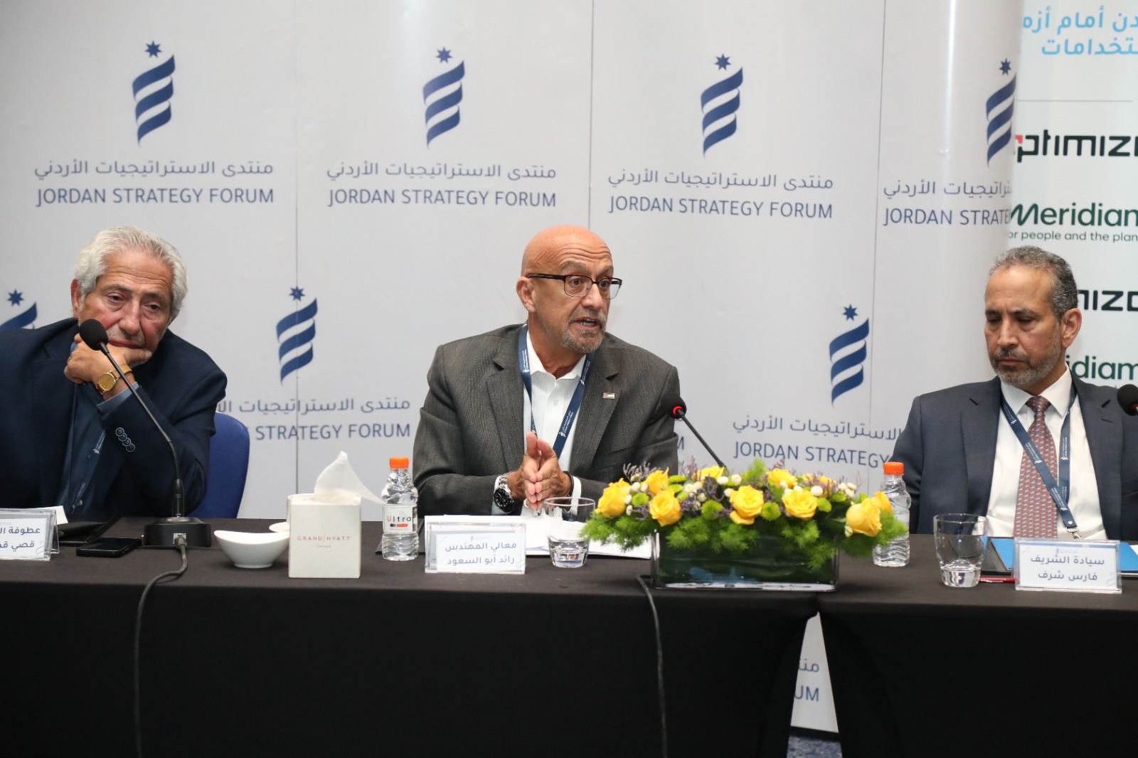وزير المياه والري : 2,4 مليار دينار مشاريع للمياه والصرف الصحي قيد الدراسة والتنفيذ  