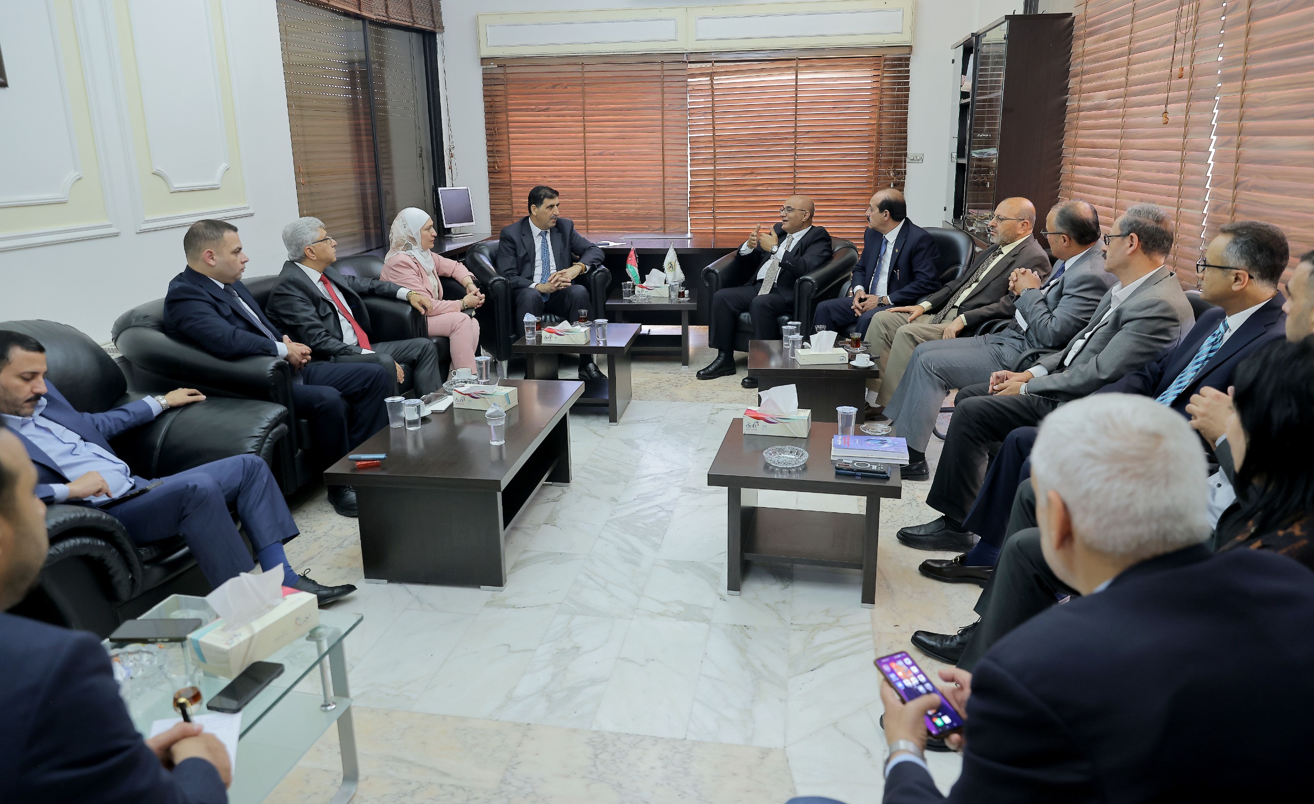 "الإعلام النيابية" تزور نقابة الصحفيين وتبحث حلولاً لأزمات القطاع الإعلامي