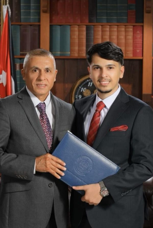الدكتور يزيد المحارمه  ..  مبارك التخرج
