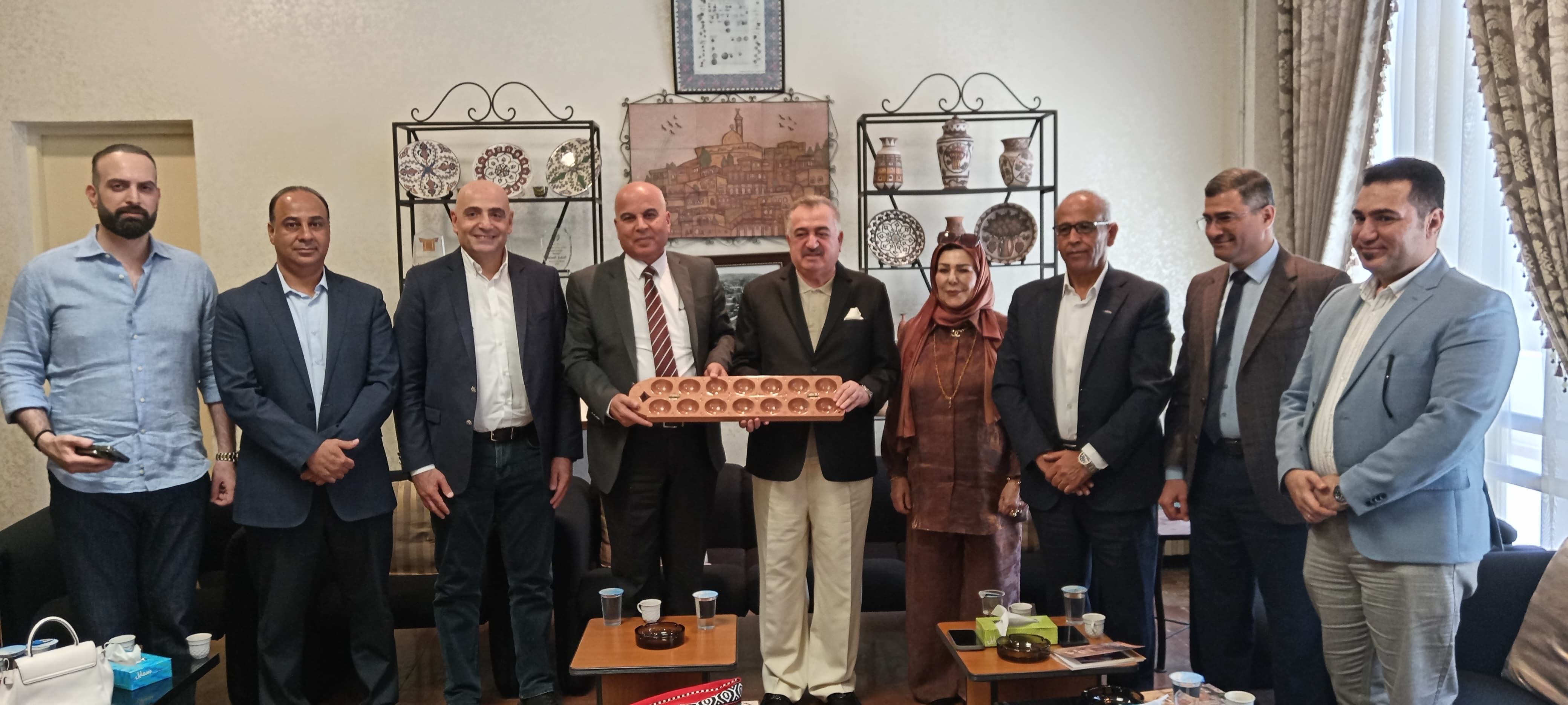 السفير العراقي يزور مدينة السلط ويشيد بسحر المدينة وكرم أهلها 