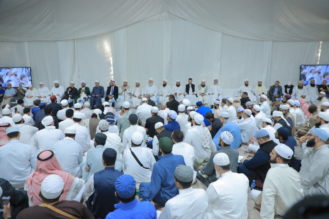 معهد الرحمة يختتم الدورات الصيفية بمشاركة من 30 دولة - صور                    