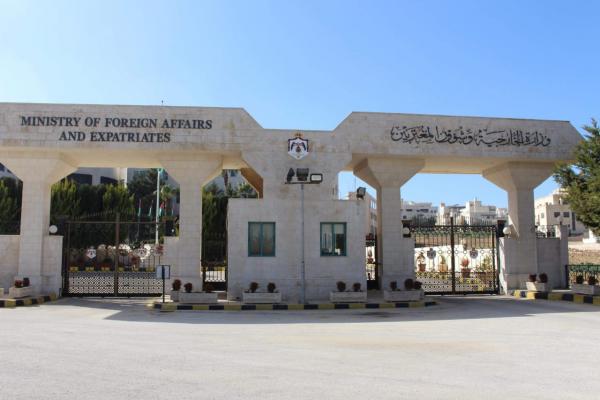تنقلات دبلوماسية واسعة تشمل عدد من السفراء إلى المركز والعكس