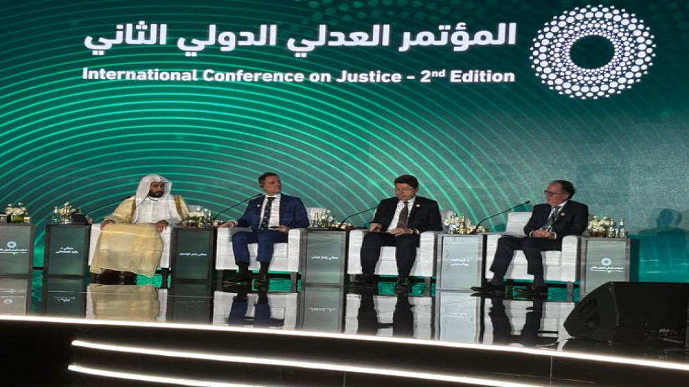 وزير العدل يشارك في أعمال المؤتمر العدلي الدولي الثاني في الرياض