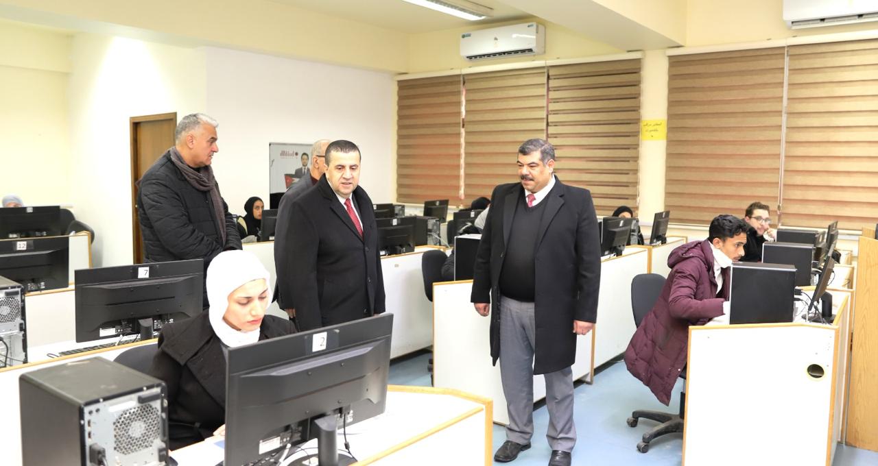 العجلوني يتفقد سير امتحان “الشامل” العملي للدورة الشتوية في جامعة البلقاء التطبيقية