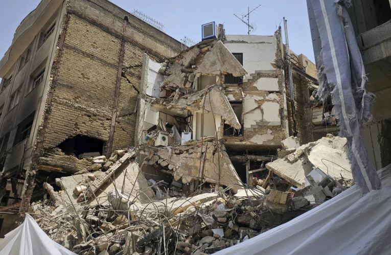إيران  ..  مقتل عنصرين من الحرس الثوري أثناء تفكيك متفجرات من مخلفات الحرب مع "إسرائيل"