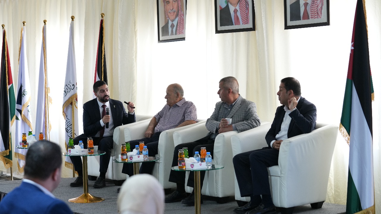وزير الطاقة يفتتح أول محطة للتسخين الصناعي بالطاقة الشمسية في الأردن