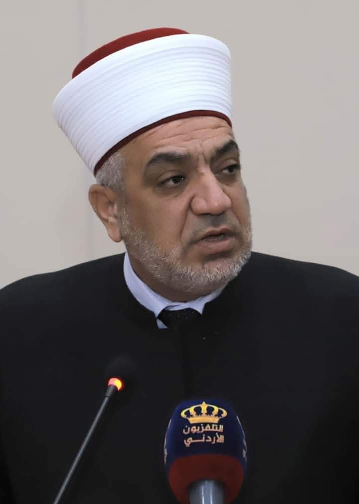 "خذ تكسي وروح"  ..  وزير الأوقاف ينفيها