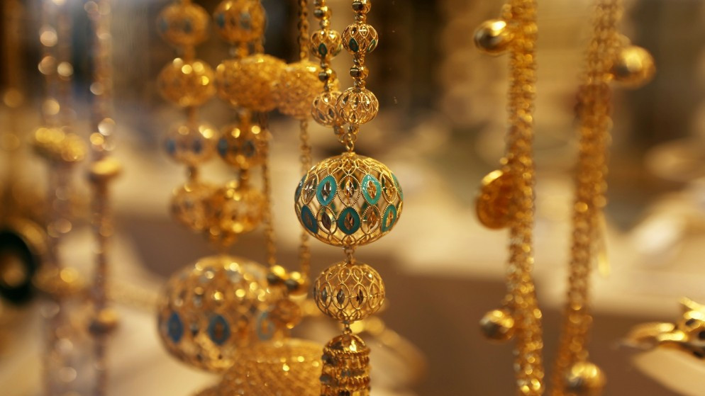 ارتفاع أسعار الذهب محليا إلى 68.6 دينارا للغرام