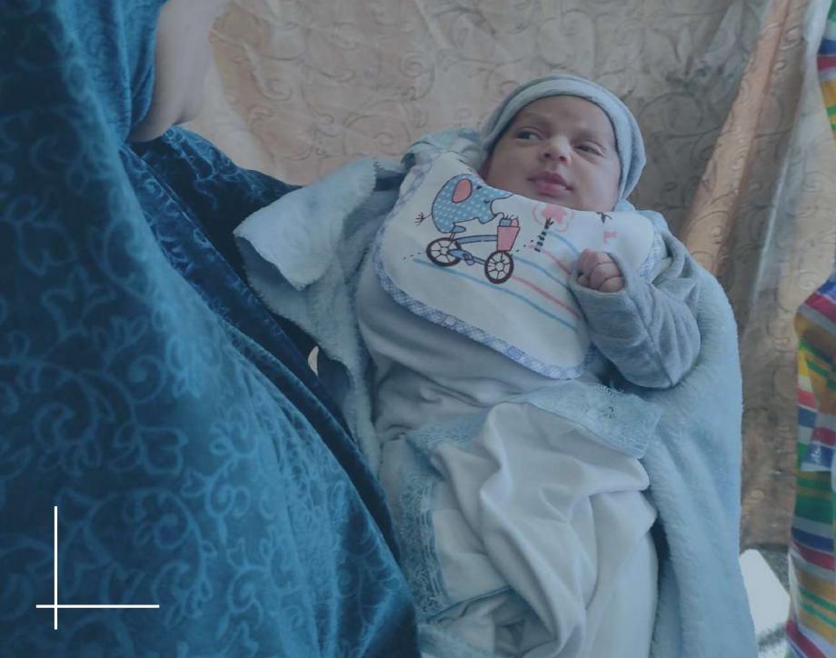 مركز حقوقي يحذر من توظيف "إسرائيل" منع الإنجاب بغزة 