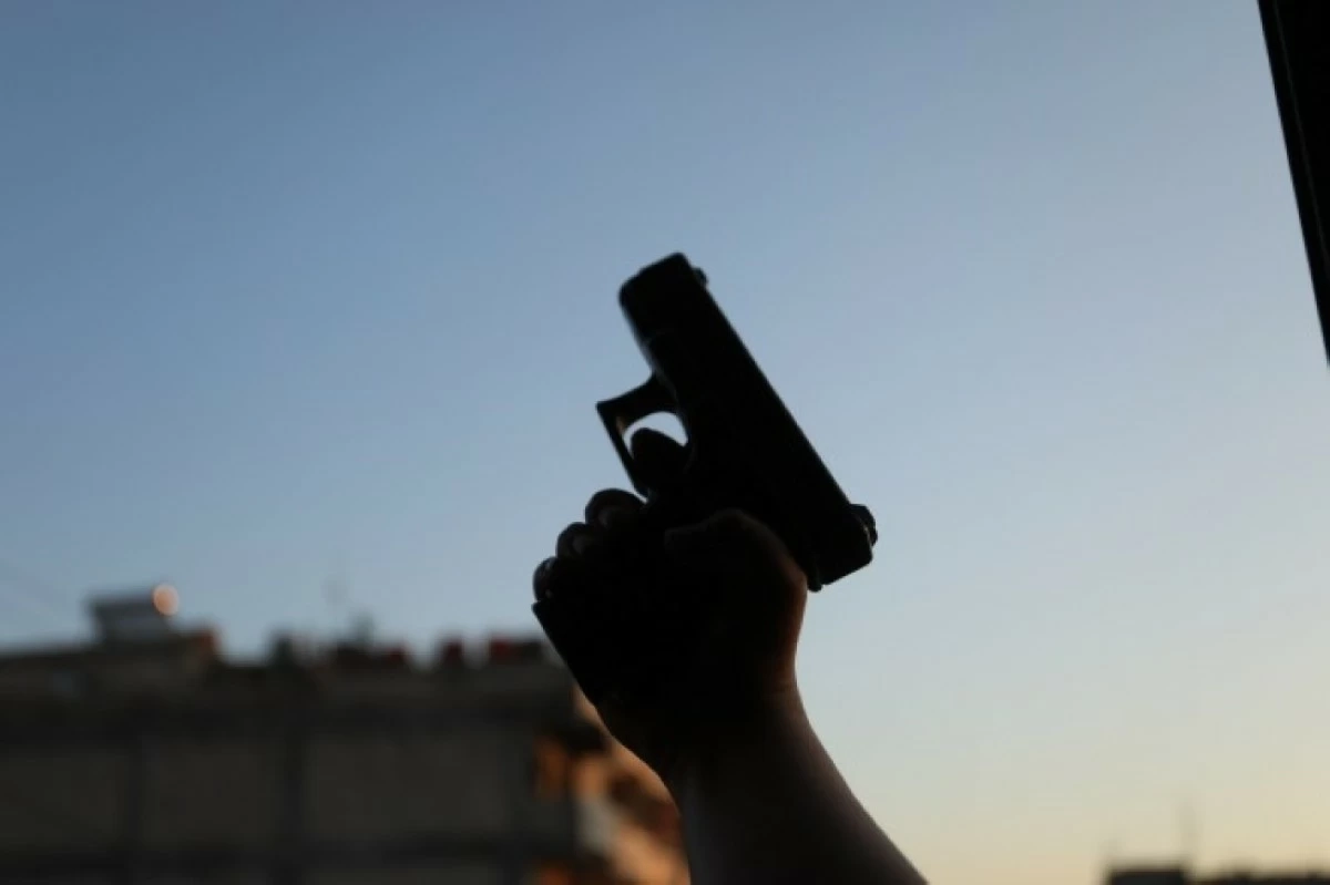 سقوط رأس طلقة حية على مركبة دون وقوع إصابات