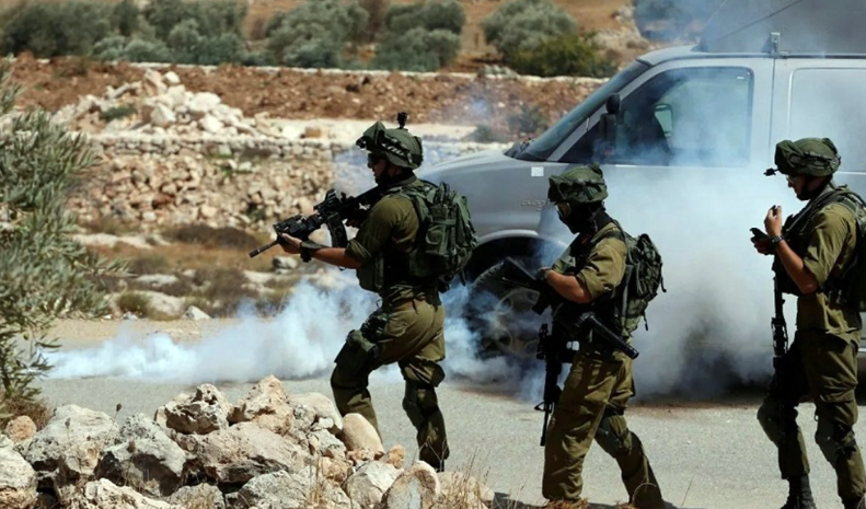  إصابة 4 فلسطينيين في اقتحام الاحتلال مدينة نابلس