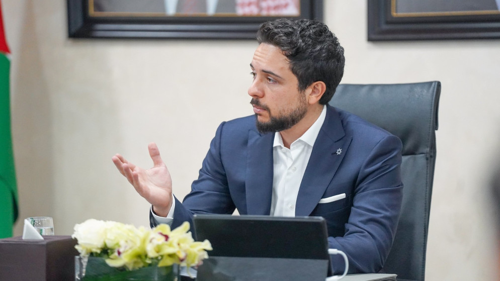 ولي العهد يشيد بمشروع أول قمر صناعي أردني ..  " إنجاز أردني بأيدي شبابنا المبدع والريادي"
