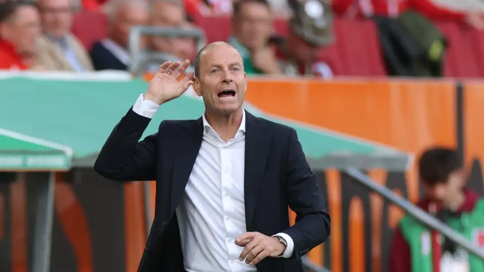 بعد صدمة توروب ..  الأهلي يوضح موقف نجم المغرب