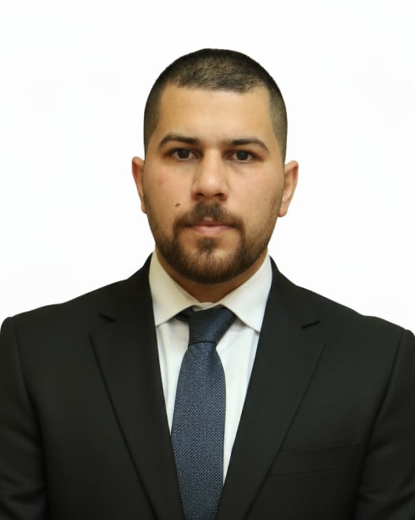الإعلام بين الوطنية الحقيقية وصناعة الانتماء الزائف