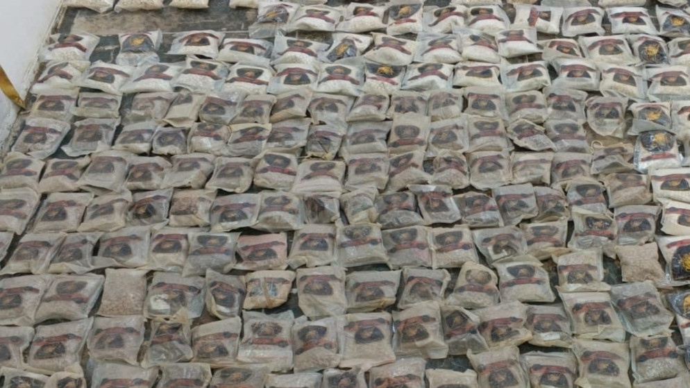 المنطقة العسكرية الشرقية تحبط محاولة تهريب مخدرات بواسطة بالونات