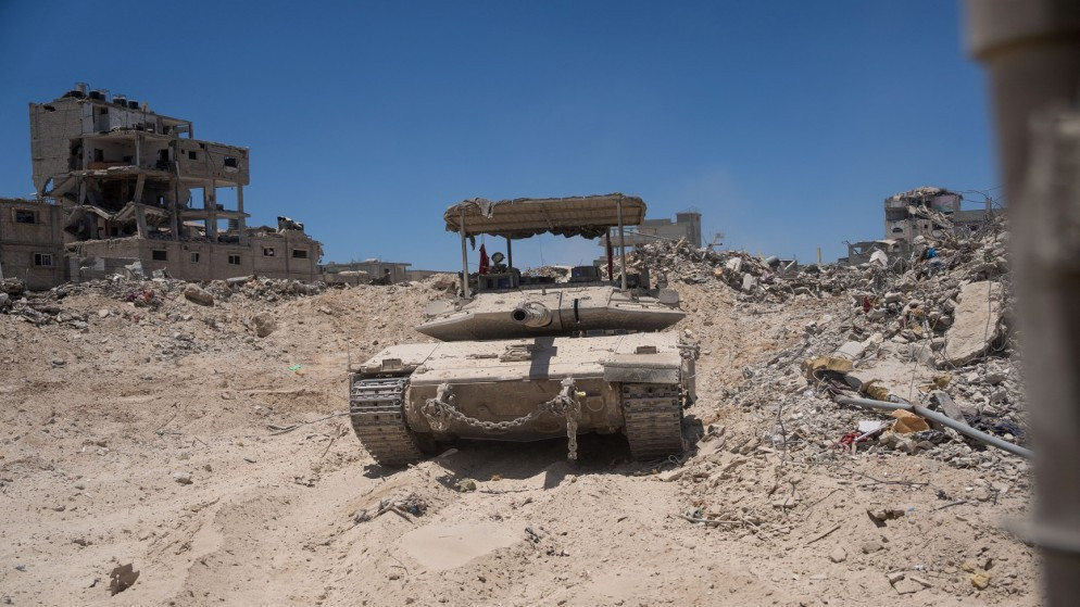 جيش الاحتلال يوجه إنذارا بإخلاء 14 حيا في شمال غزة