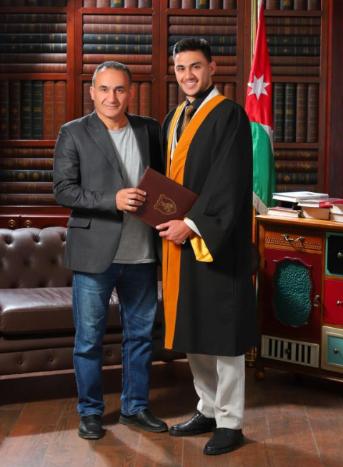 أسيد ضافي العبداللات  ..  مبارك التخرج