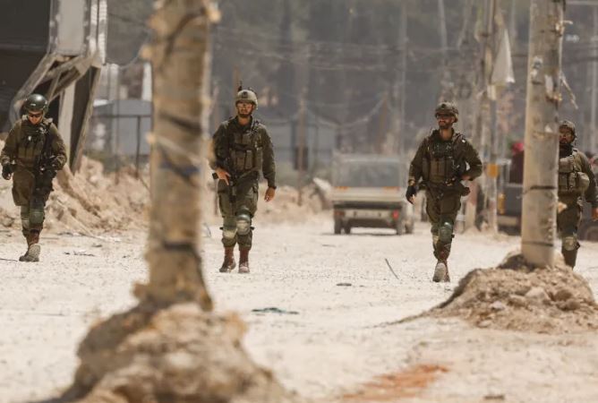السجن لجندي " إسرائيلي " رفض القتال في غزة 