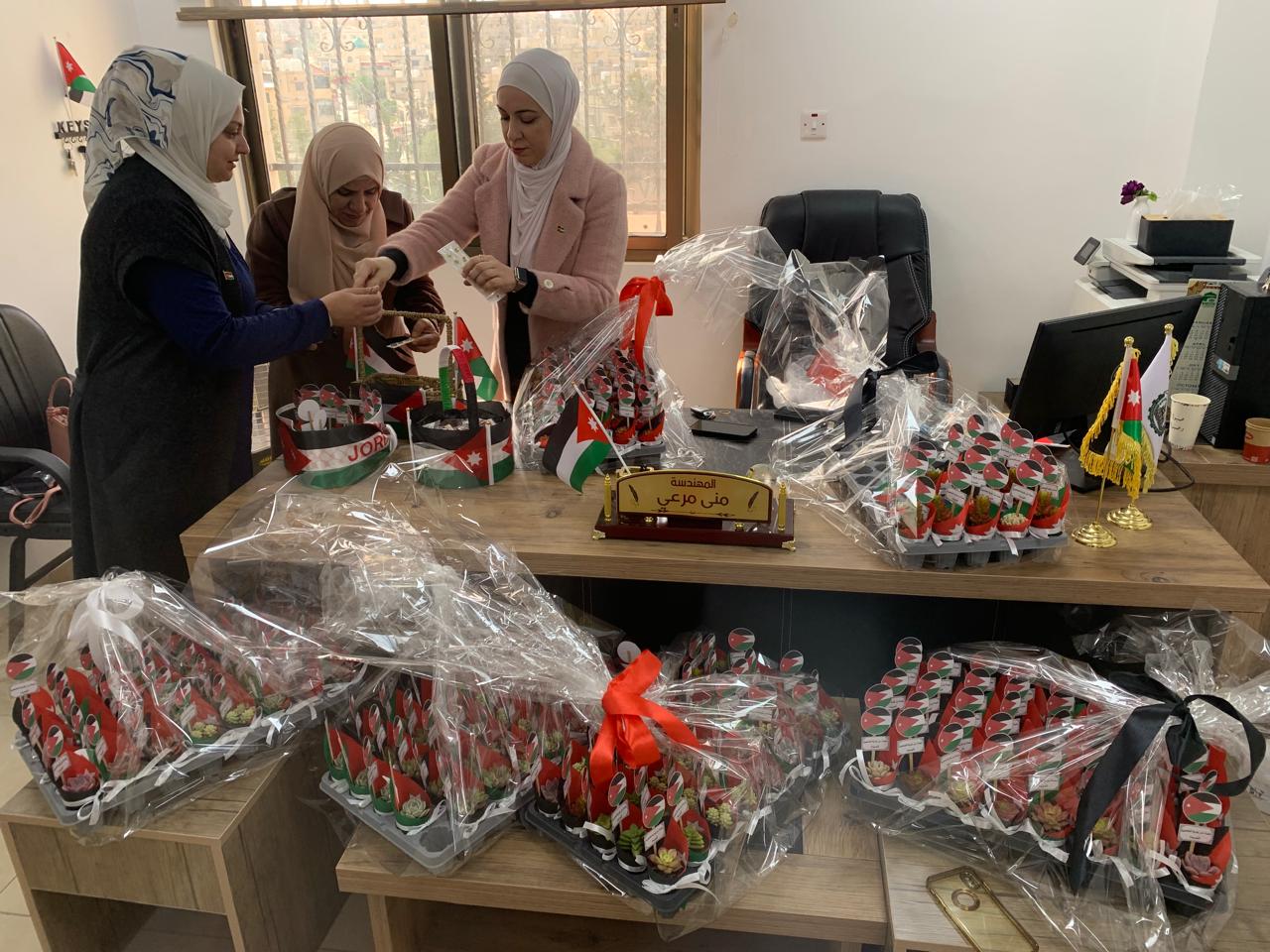 "صبّار وعَلم" ..  بلدية الهاشمية الجديدة تبتكر رمزًا وطنيًا للصمود والانتماء