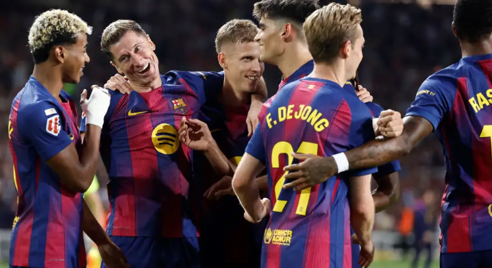 برشلونة يخطط لتأجيل عودته إلى كامب نو