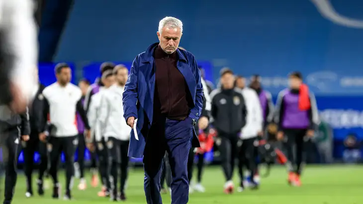 ريال مدريد يتجاهل طلب مورينيو ..  ويحمله المسؤولية!