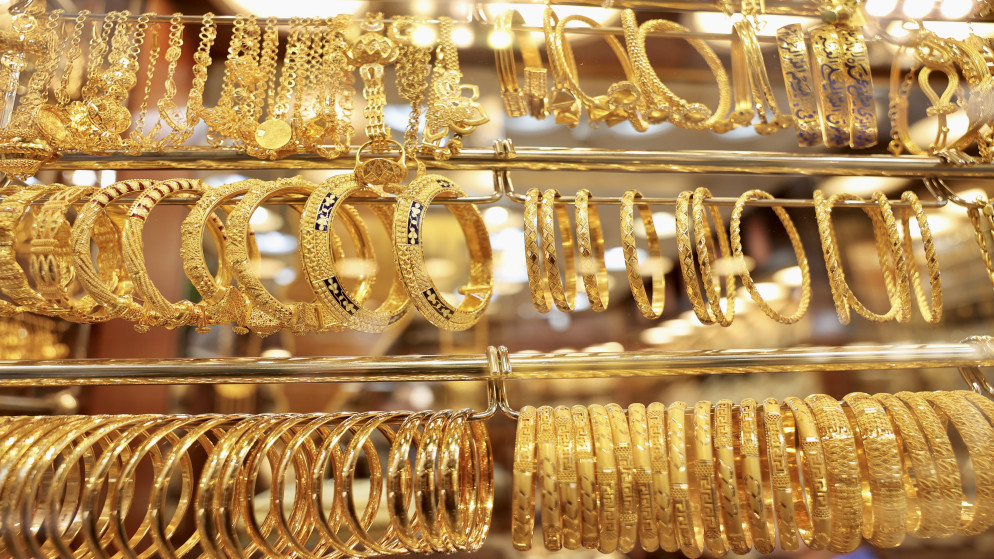 ذهب بـ111 دينارًا للغرام… هل يتوقف الأردنيون عن الشراء عند هذه المستويات؟