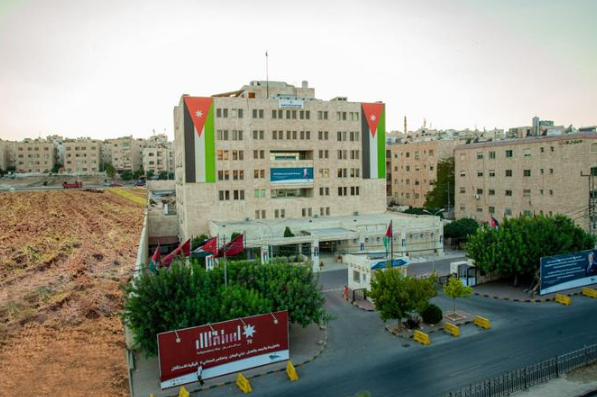 مئات المدعوين للامتحان التنافسي في الحكومة - أسماء